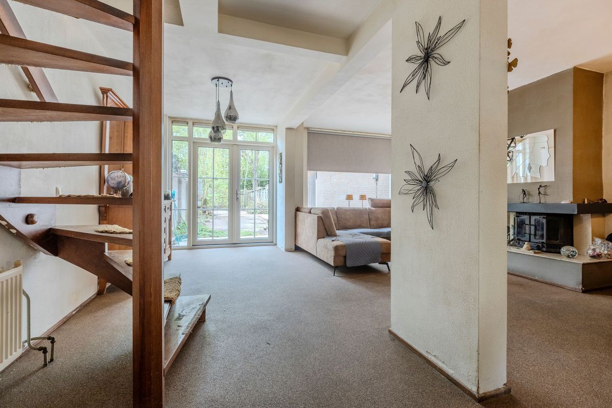 Mascagnihof 618 Photo Blur 3