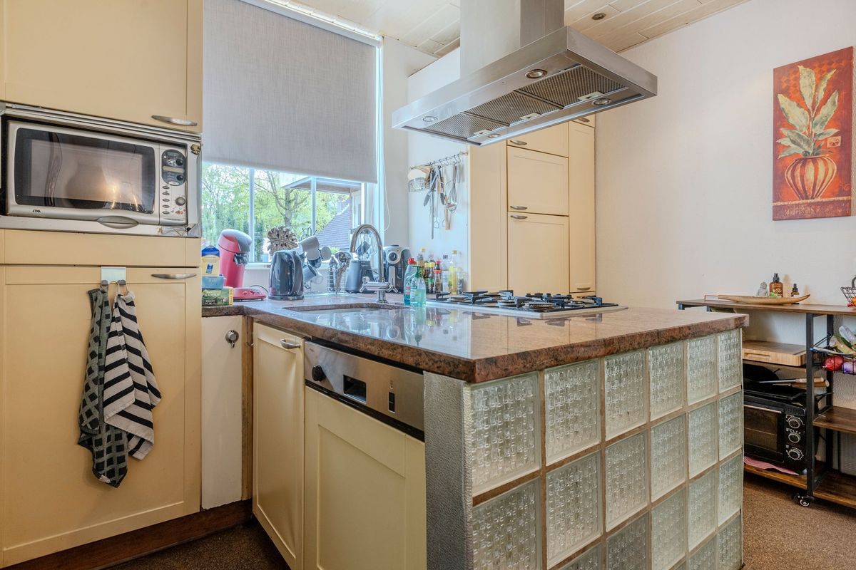 Mascagnihof 618 Photo Blur 7