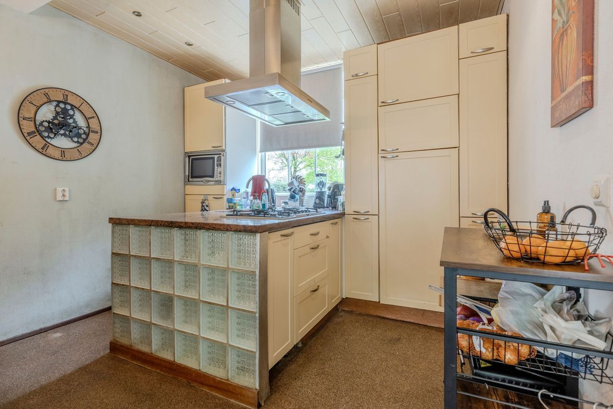 Mascagnihof 618 Photo Blur 2