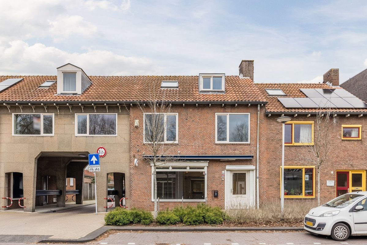 Pater van den Elsenplein 2 Photo Blur 61