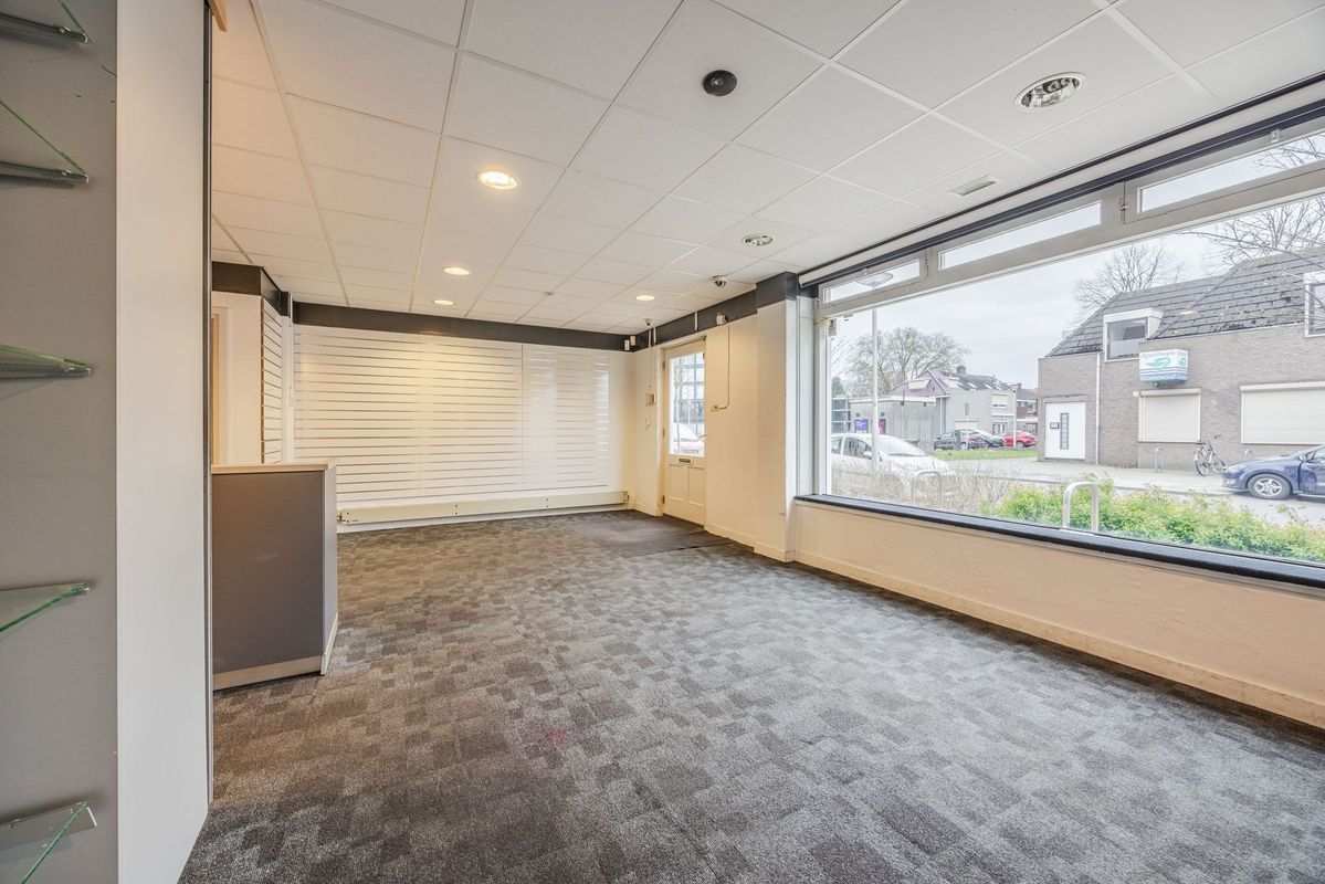 Pater van den Elsenplein 2 Photo Blur 4