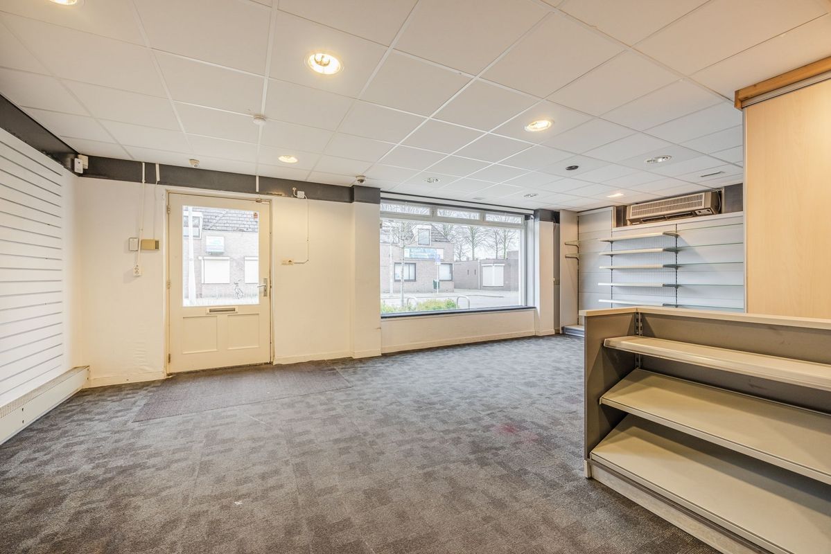 Pater van den Elsenplein 2 Photo Blur 7