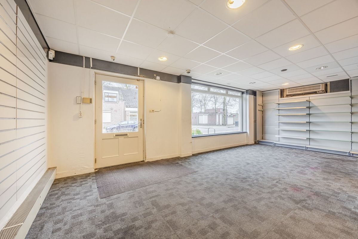 Pater van den Elsenplein 2 Photo Blur 8