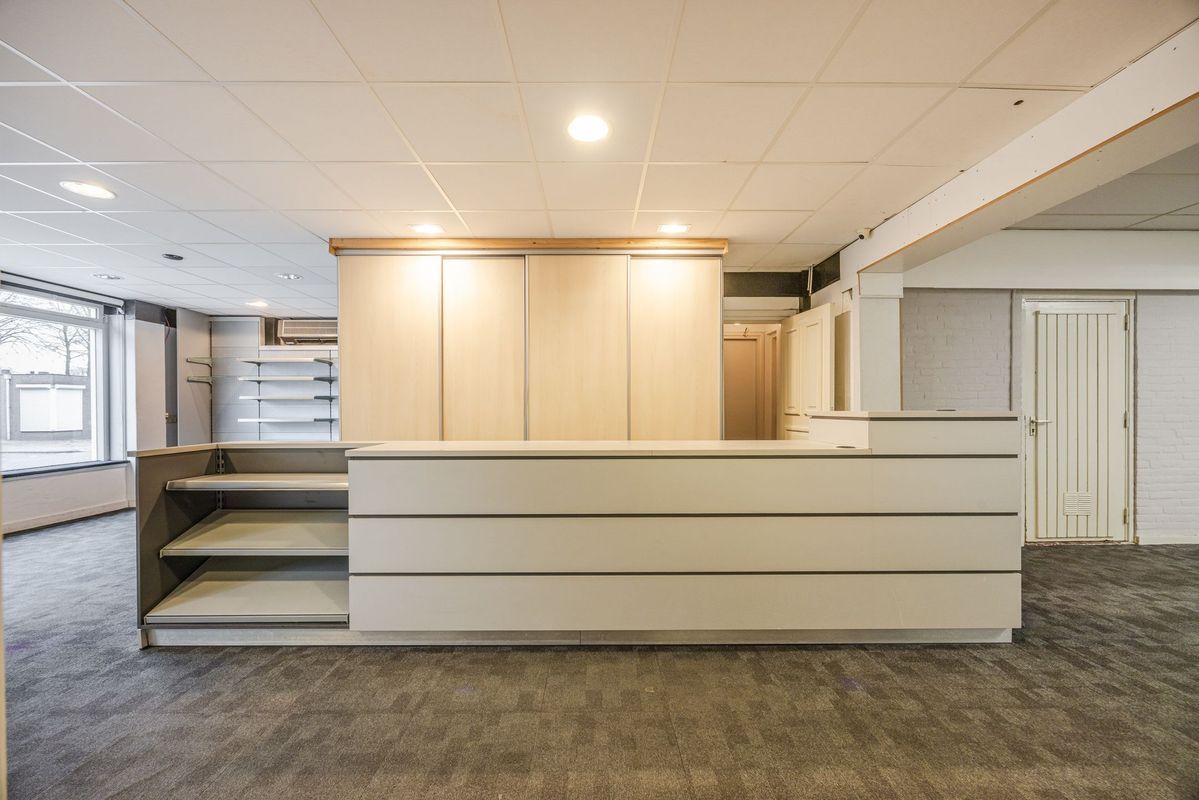 Pater van den Elsenplein 2 Photo Blur 10