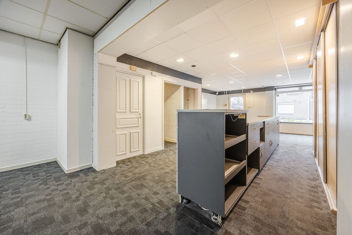 Pater van den Elsenplein 2 Photo Blur 16