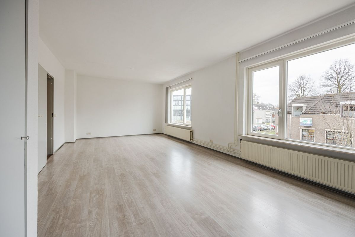 Pater van den Elsenplein 2 Photo Blur 31