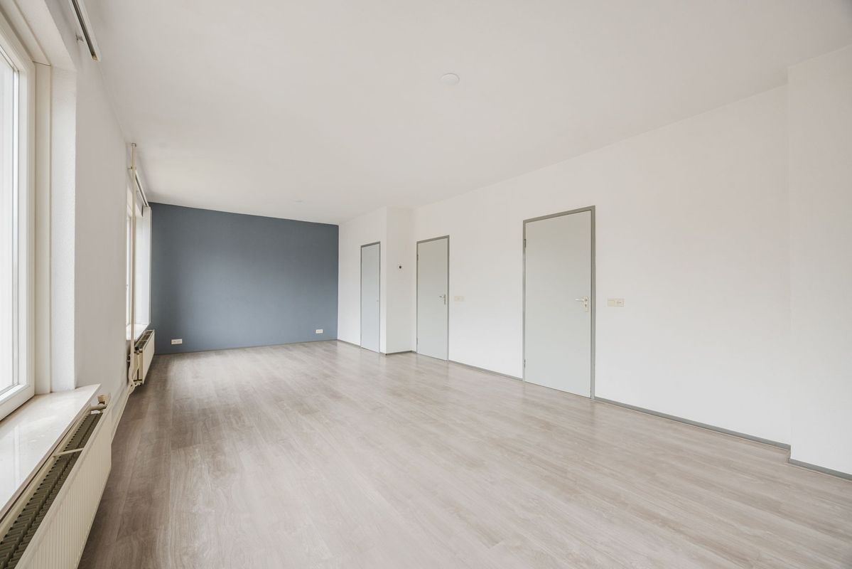 Pater van den Elsenplein 2 Photo Blur 2