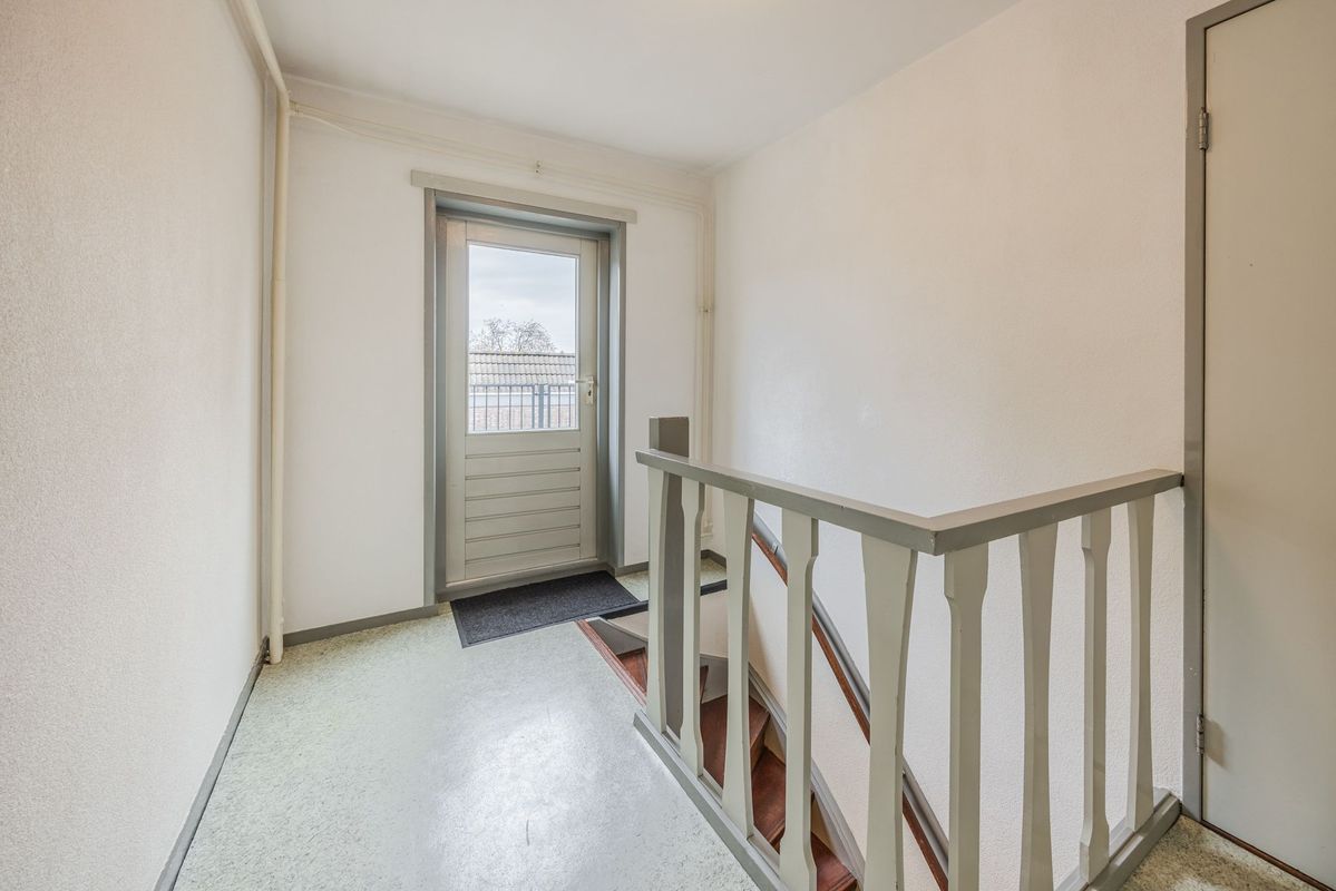 Pater van den Elsenplein 2 Photo Blur 51