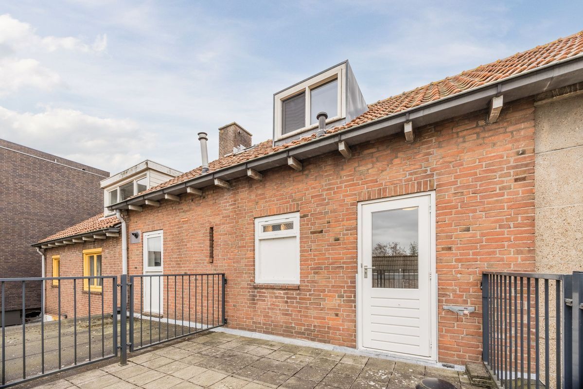 Pater van den Elsenplein 2 Photo Blur 53