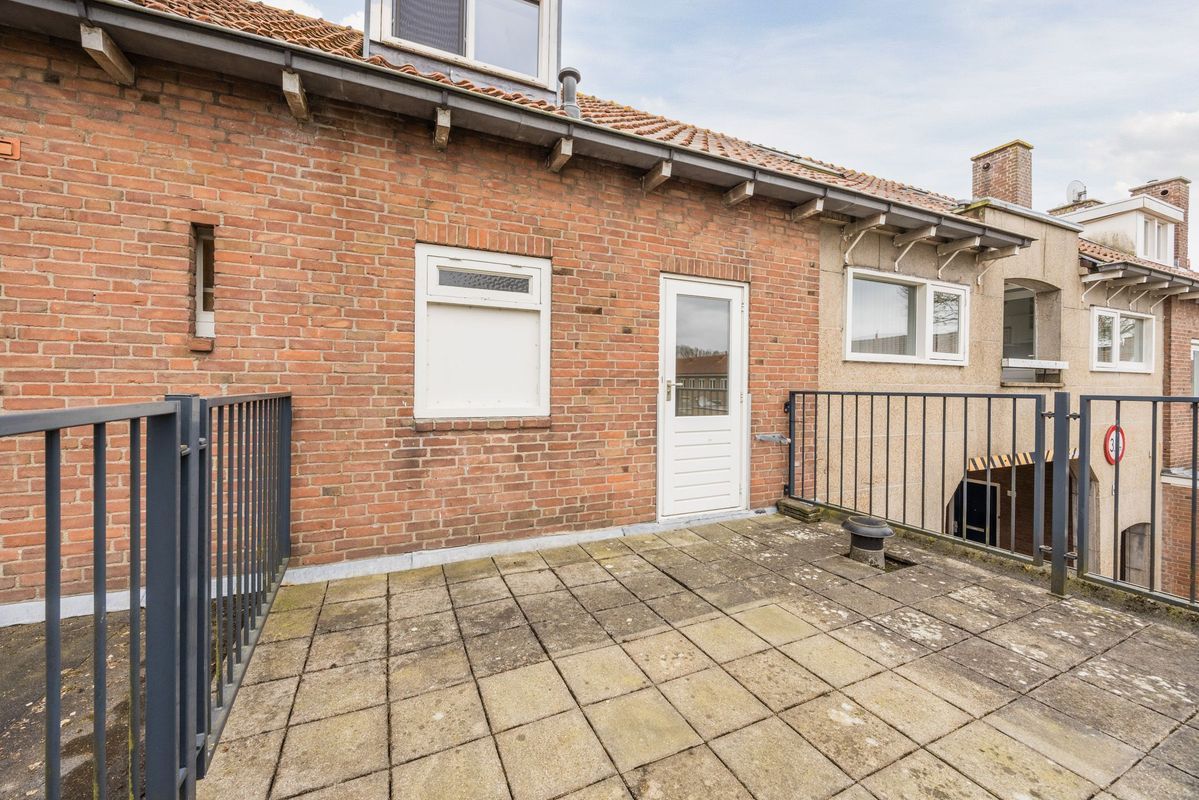 Pater van den Elsenplein 2 Photo Blur 54