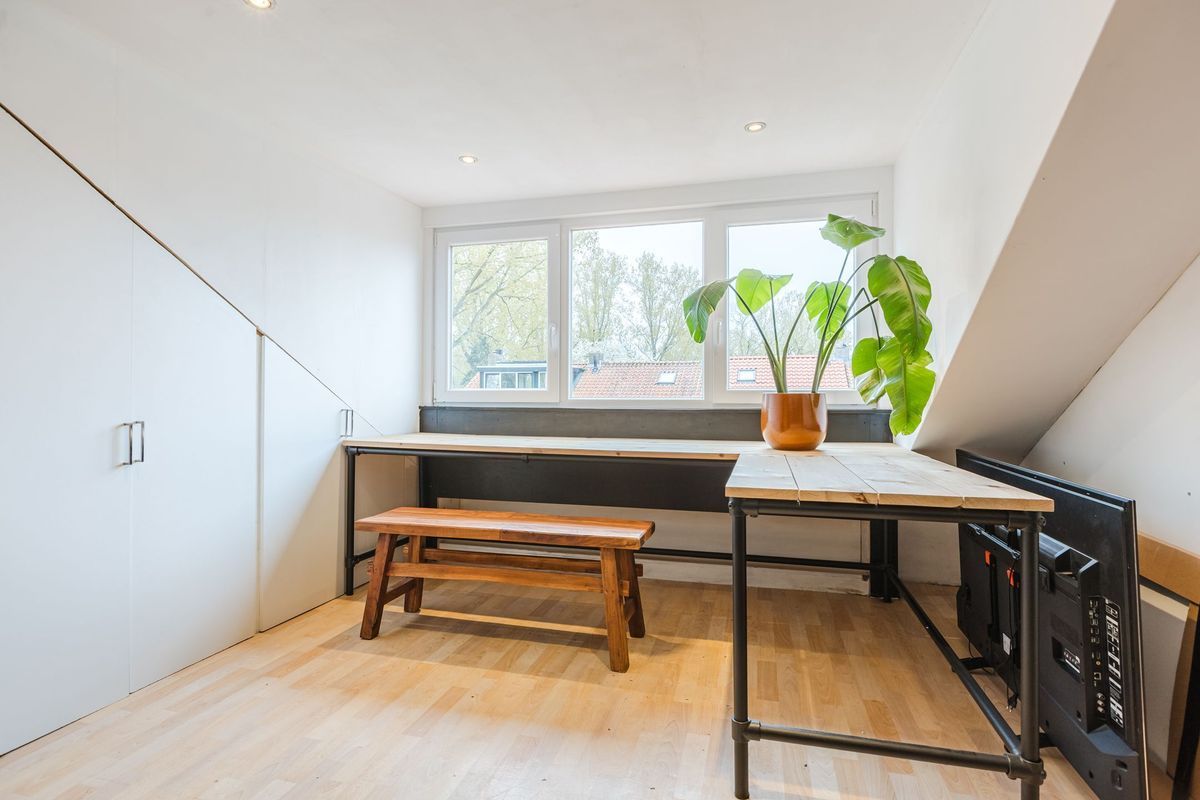 Bijvang 14 Photo Blur 27