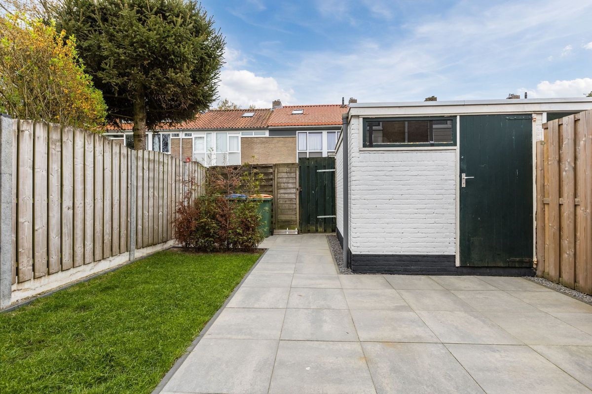 Bijvang 14 Photo Blur 36