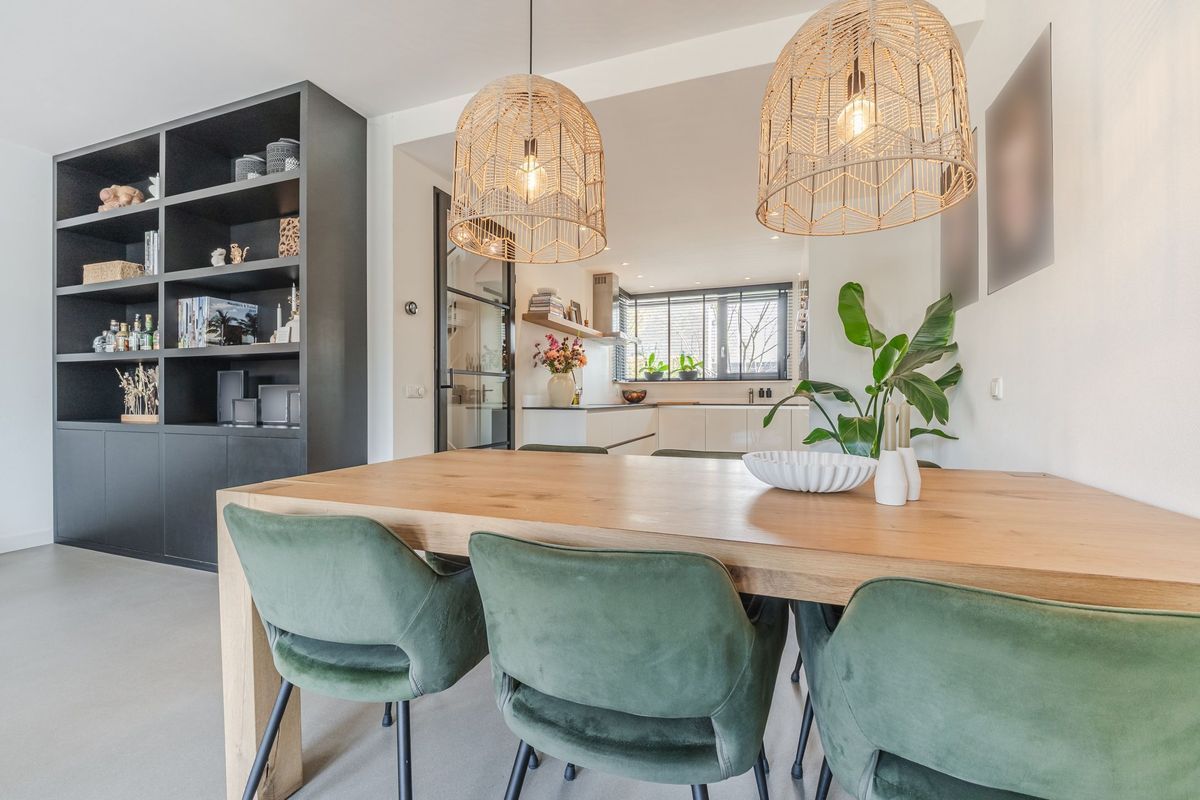 Judith Leysterplein 51 Photo Blur 16