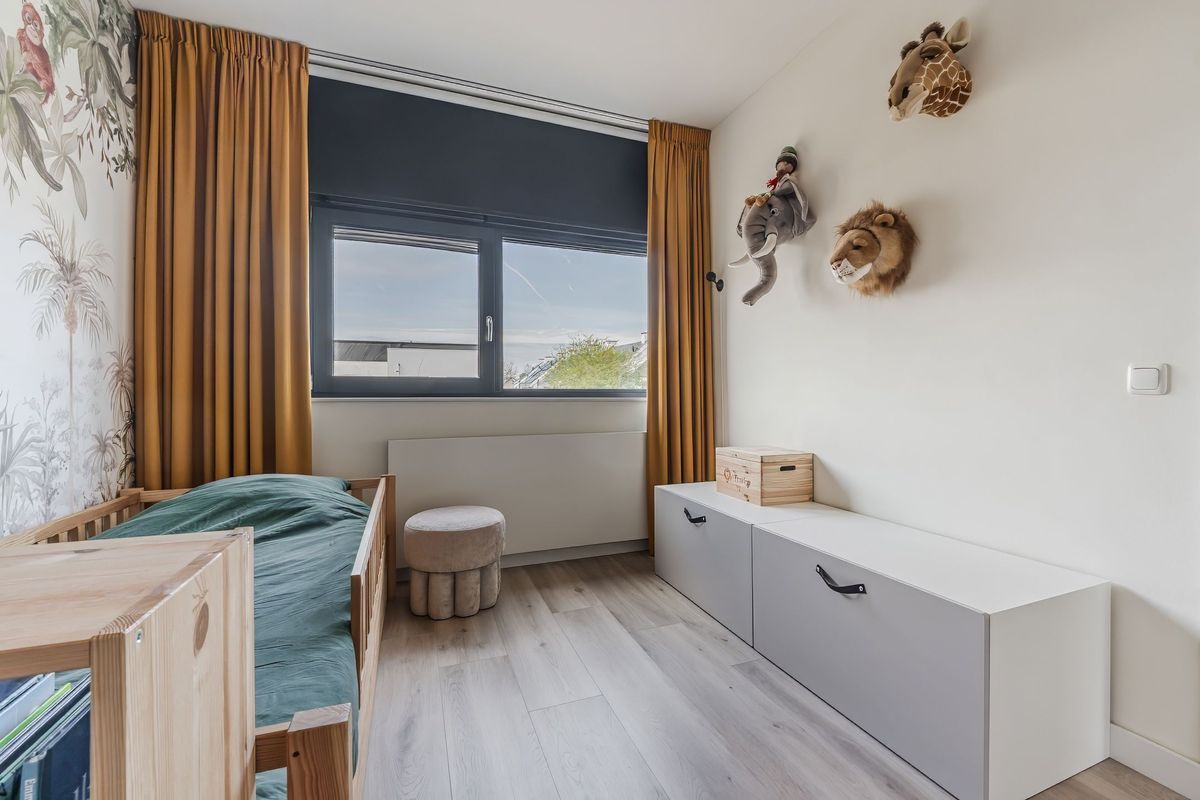 Judith Leysterplein 51 Photo Blur 38