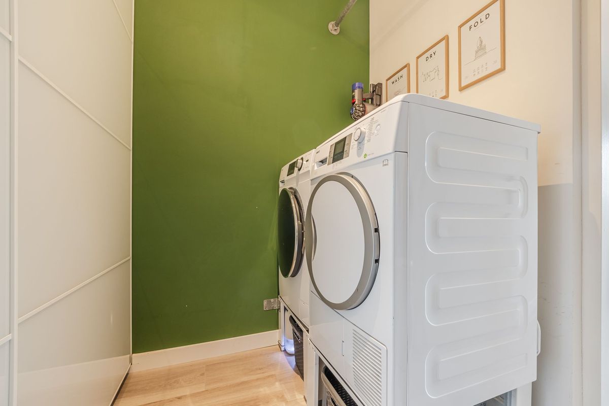 Judith Leysterplein 51 Photo Blur 55