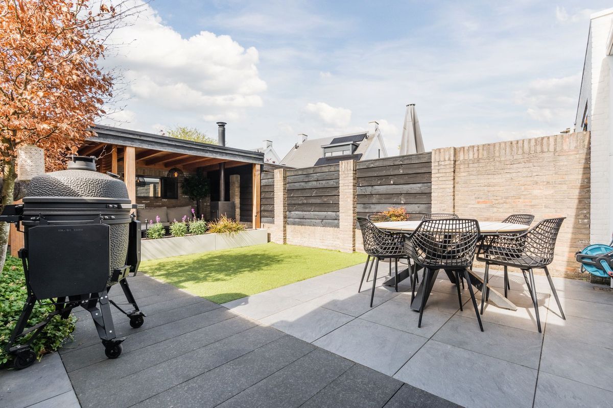 Judith Leysterplein 51 Photo Blur 28