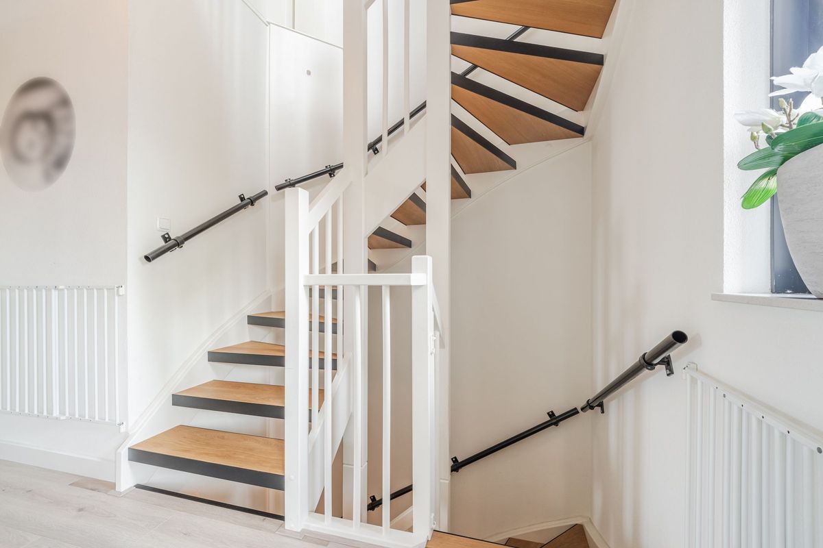 Judith Leysterplein 51 Photo Blur 47