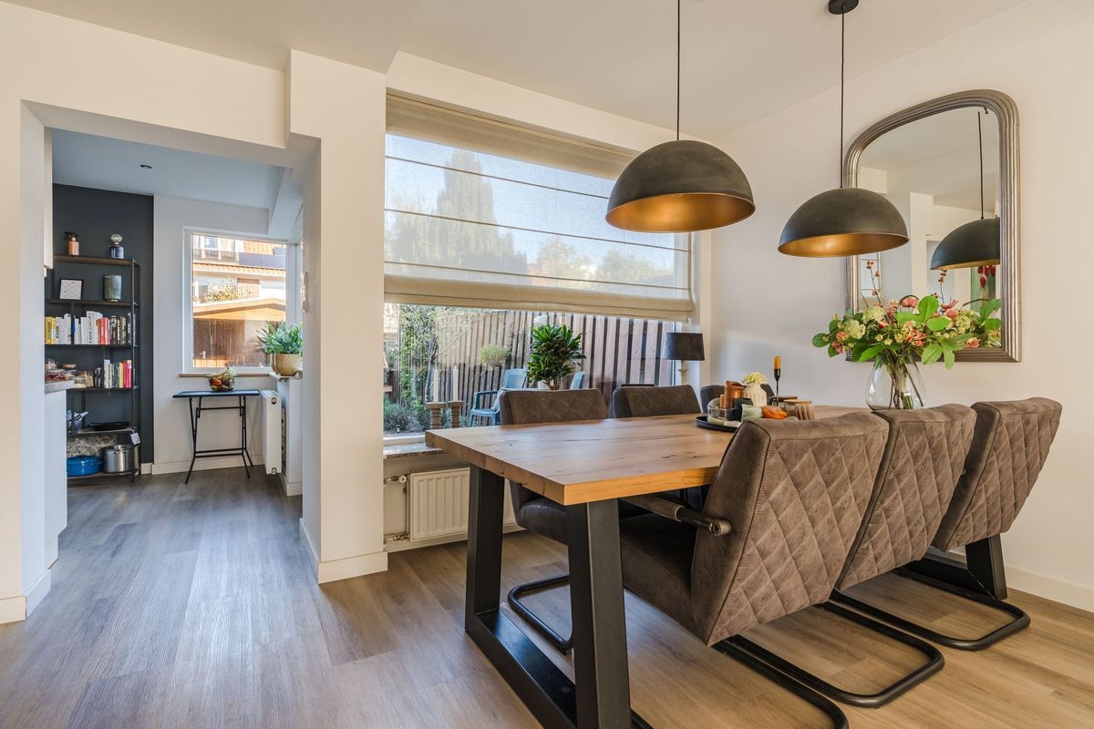 Wijnsel 15 Photo Blur 10