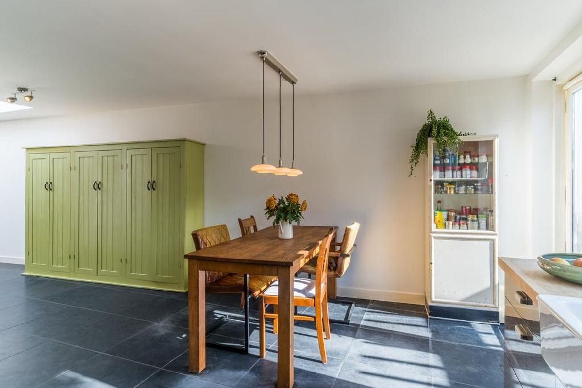 Bredaseweg 192 Photo Blur 9