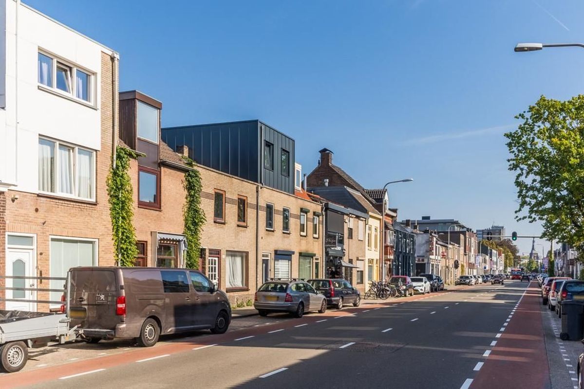 Bredaseweg 192 Photo Blur 35