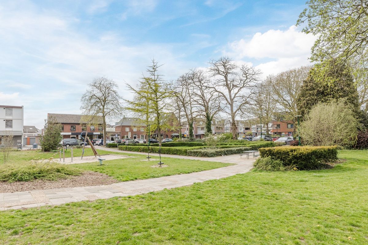 Min. Loeffstraat 8 Photo Blur 33