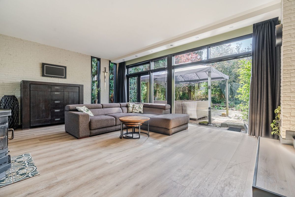 Sporkehout 23 Photo Blur 1