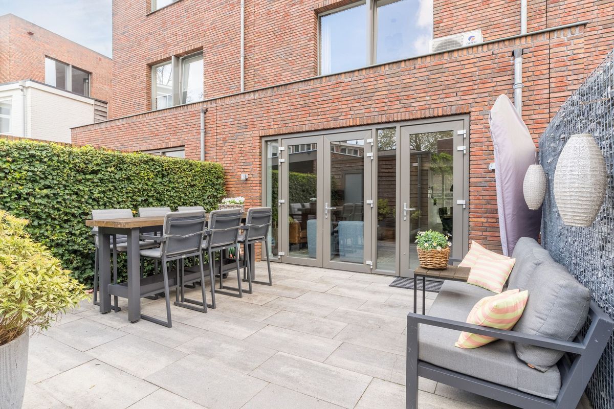 Ververstraat 2 - 02 Photo Blur 40