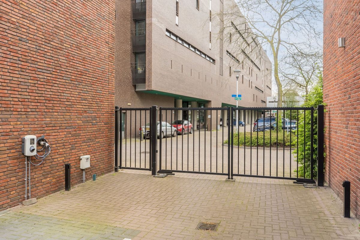 Ververstraat 2 - 02 Photo Blur 42