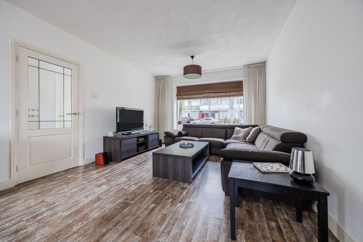 Beneluxlaan 79 Photo Blur 1