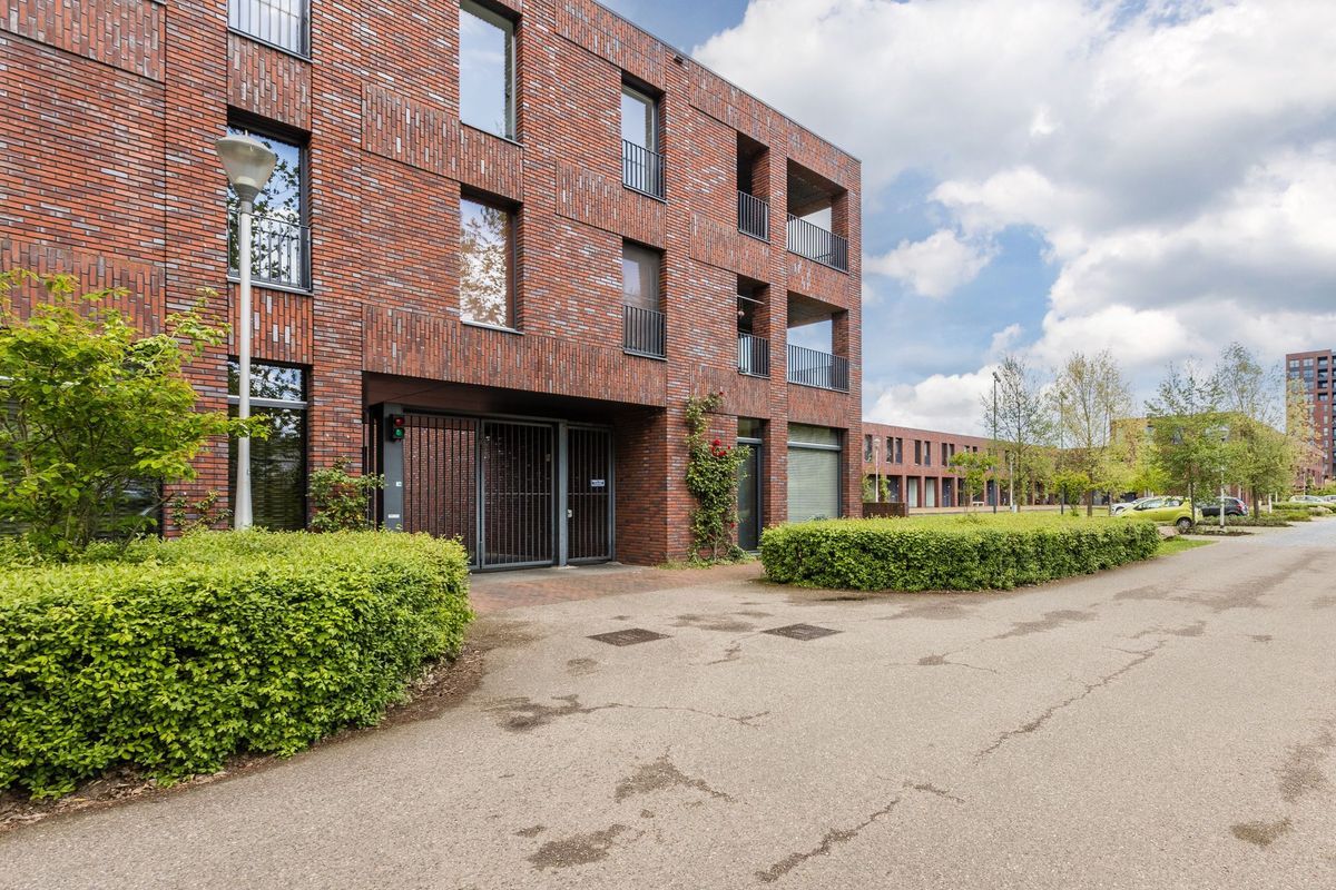 De Werf 167 Photo Blur 28