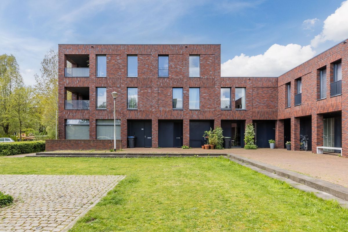 De Werf 167 Photo Blur 29