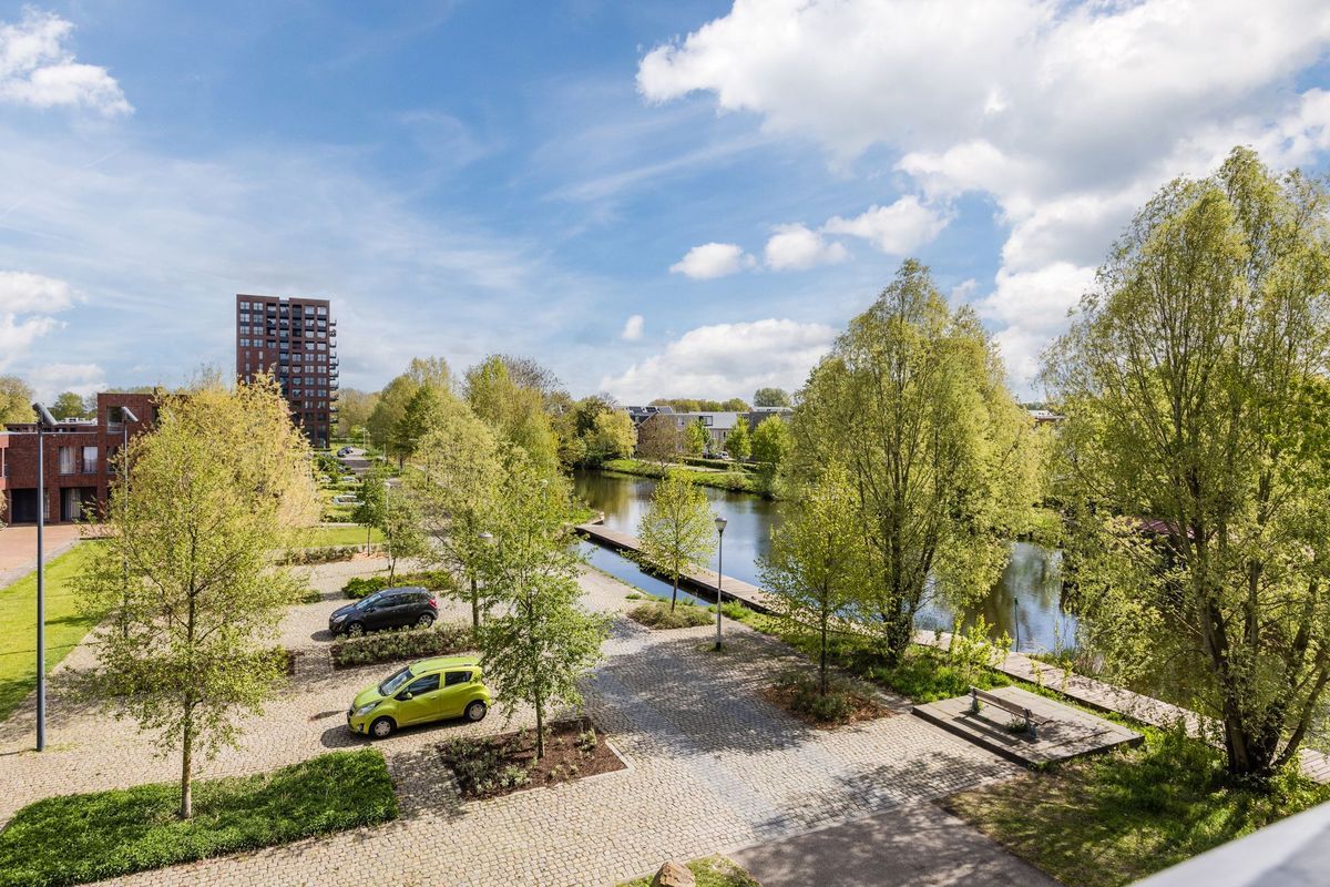 De Werf 167 Photo Blur 24