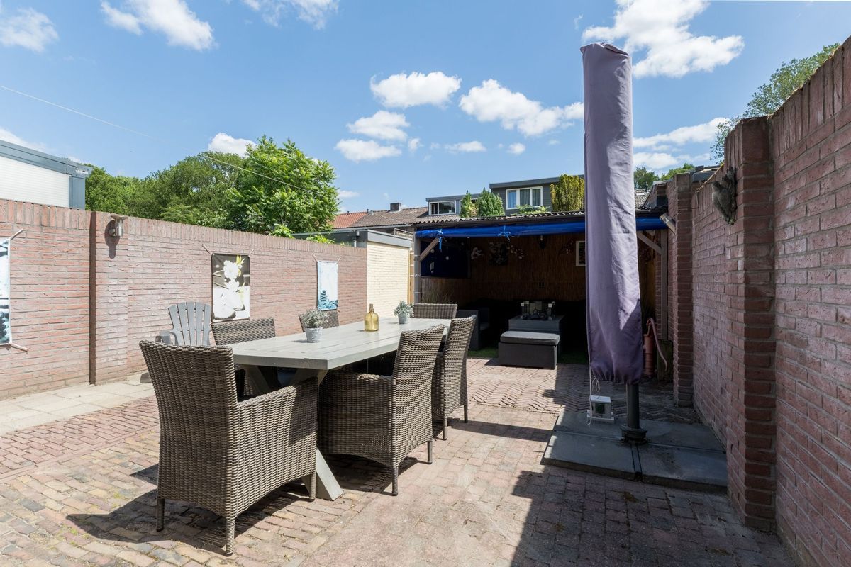 Dessinateurplein 32 Photo Blur 26