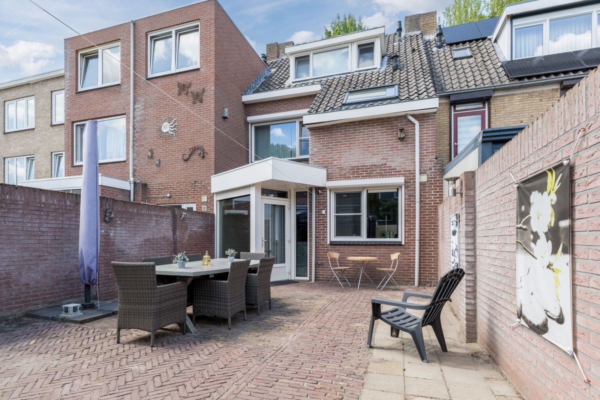 Dessinateurplein 32 Photo Blur 25