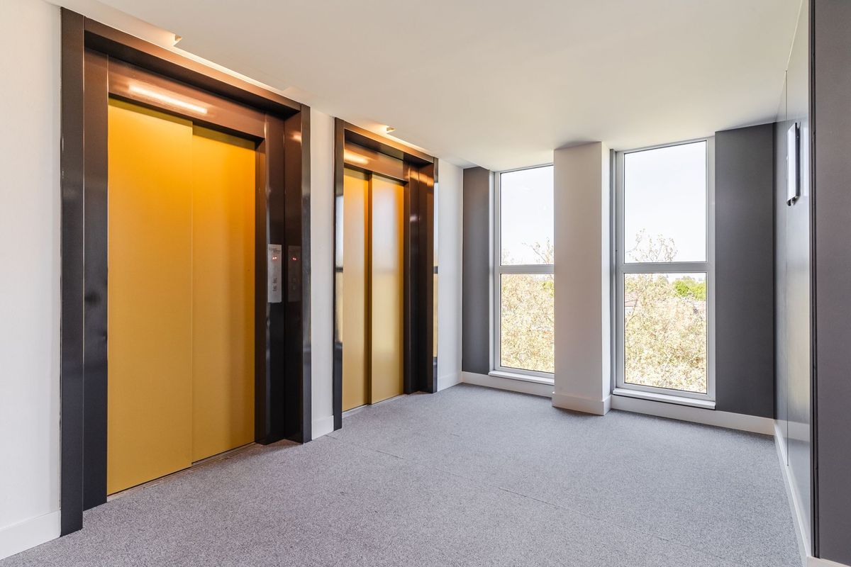 Burgemeester Verwielstraat 2 - c 17 Photo Blur 18