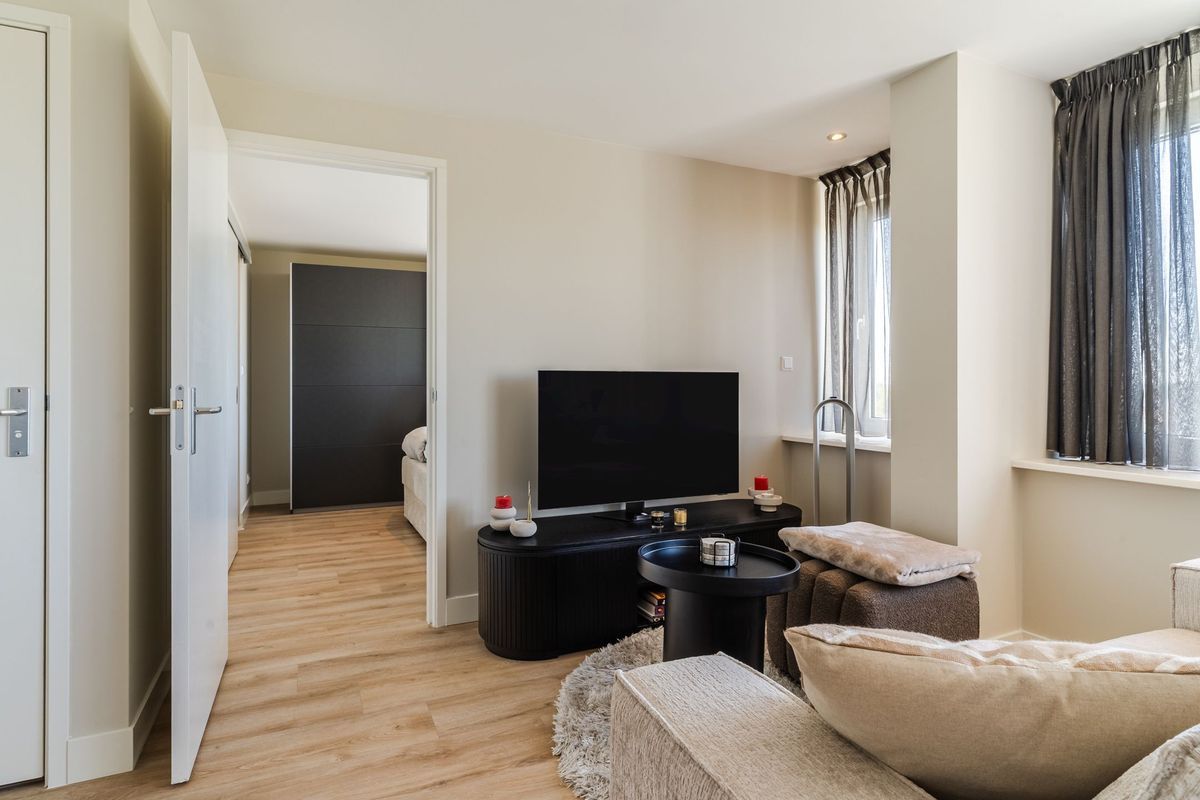 Burgemeester Verwielstraat 2 - c 17 Photo Blur 10