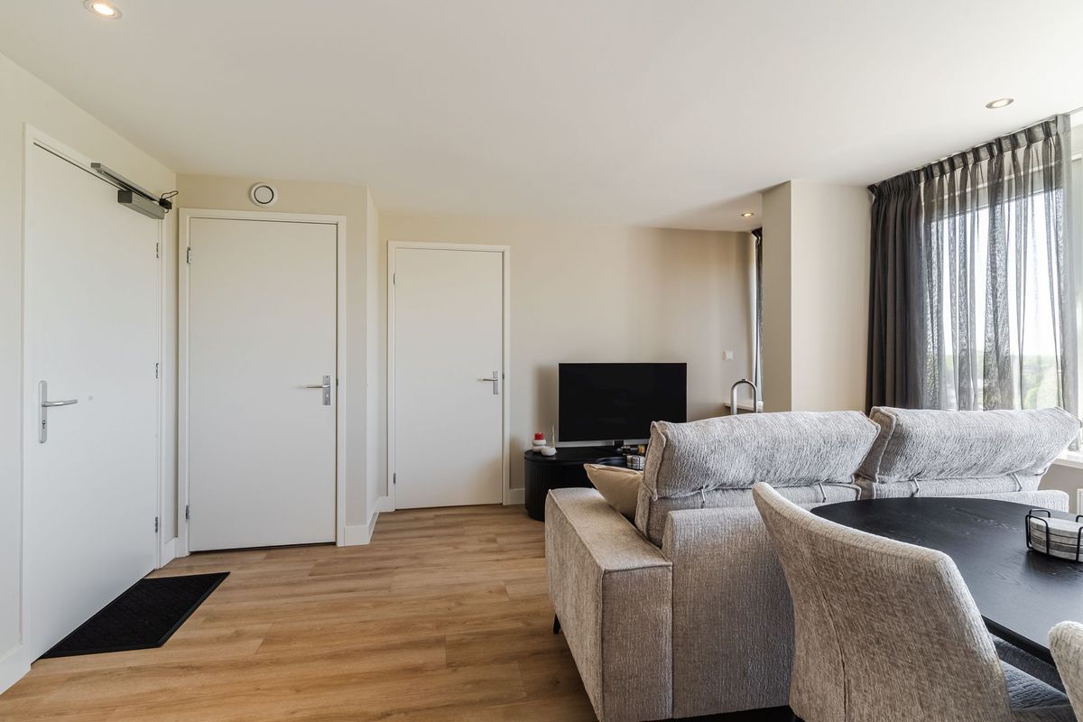 Burgemeester Verwielstraat 2 - c 17 Photo Blur 9