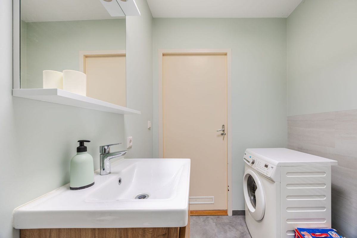 Luchthavenlaan 16 Photo Blur 21