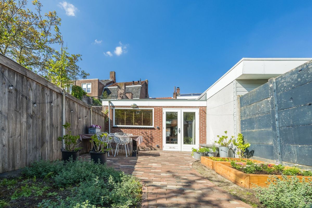 Bredaseweg 192 Photo Blur 44