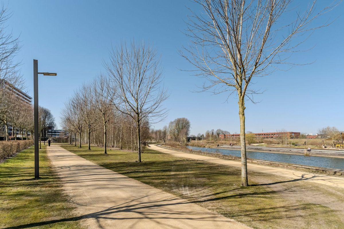 Bredaseweg 192 Photo Blur 62