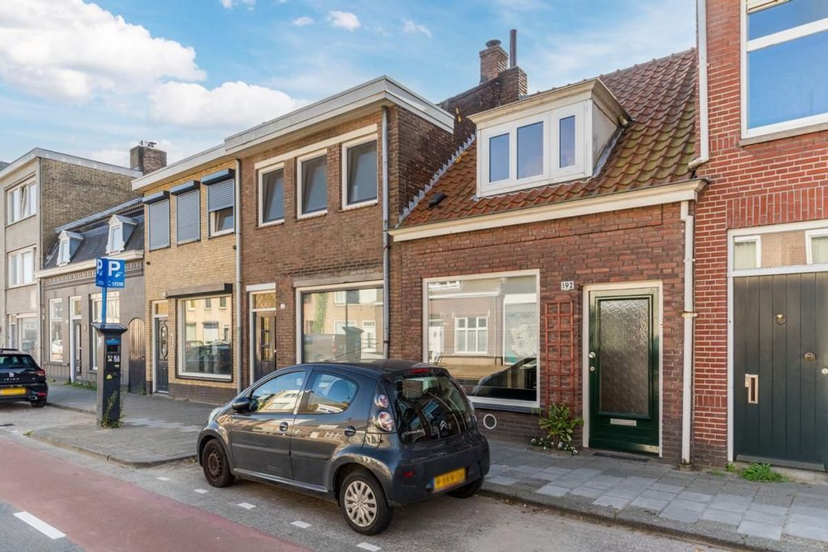 Bredaseweg 192 Photo Blur 32