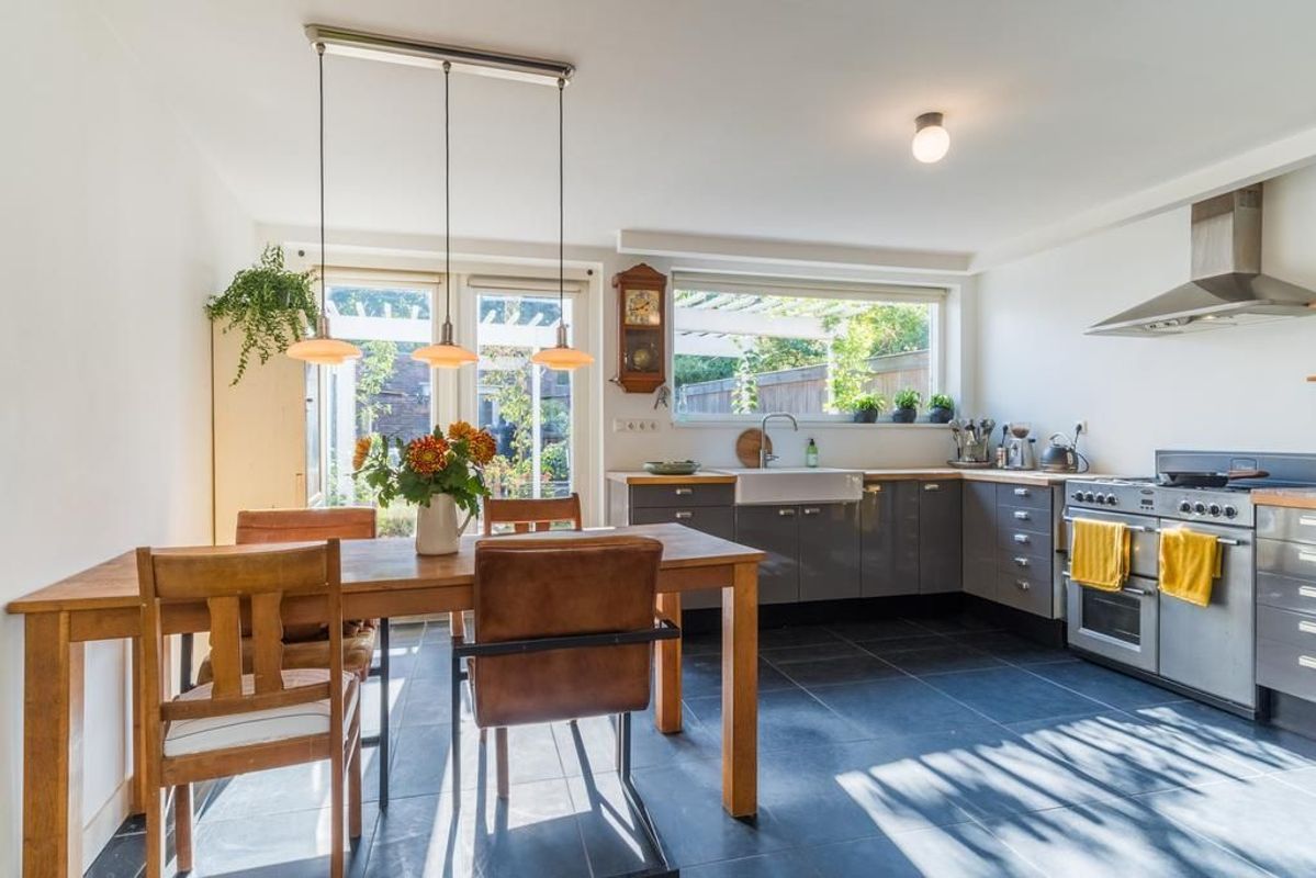 Bredaseweg 192 Photo Blur 10