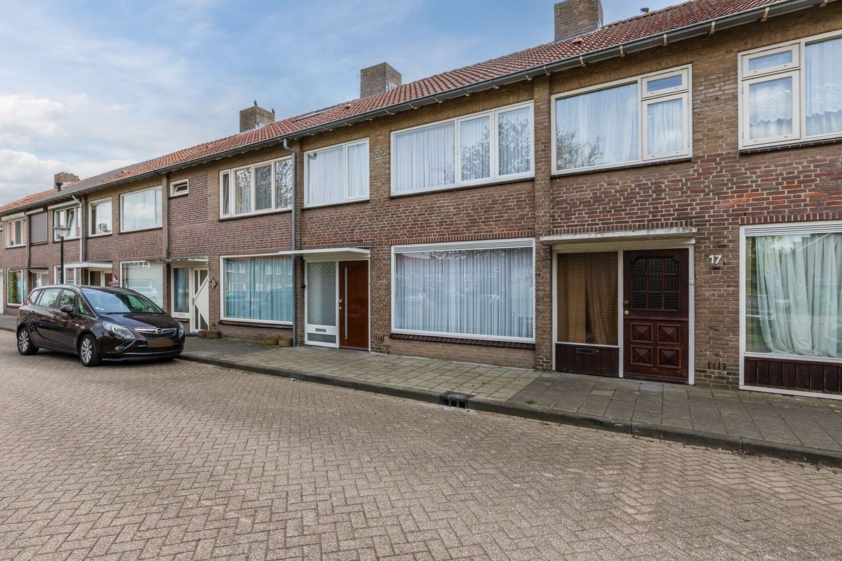 Smient 16 Photo Blur 40