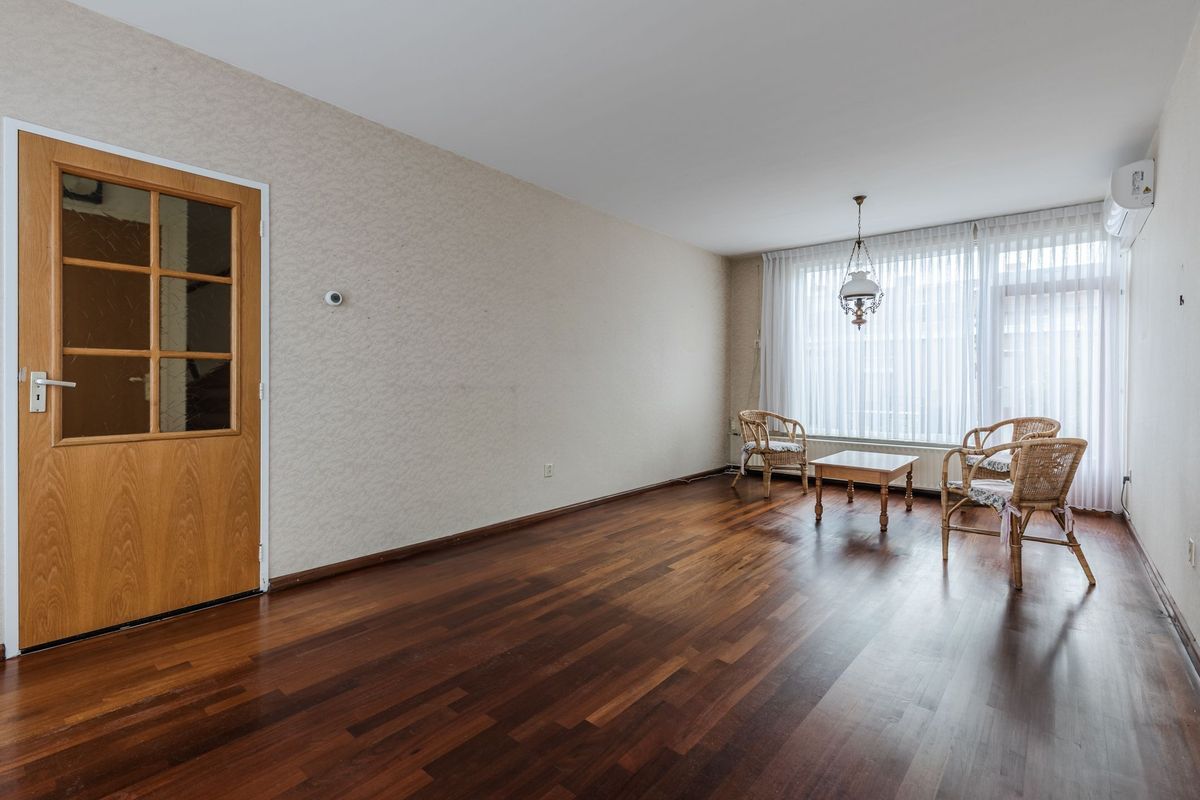 Smient 16 Photo Blur 6