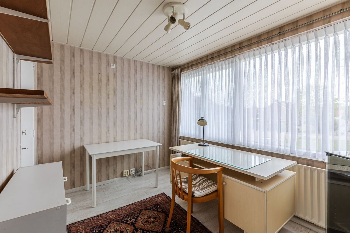 Smient 16 Photo Blur 21