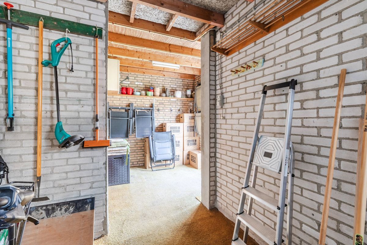 Smient 16 Photo Blur 34