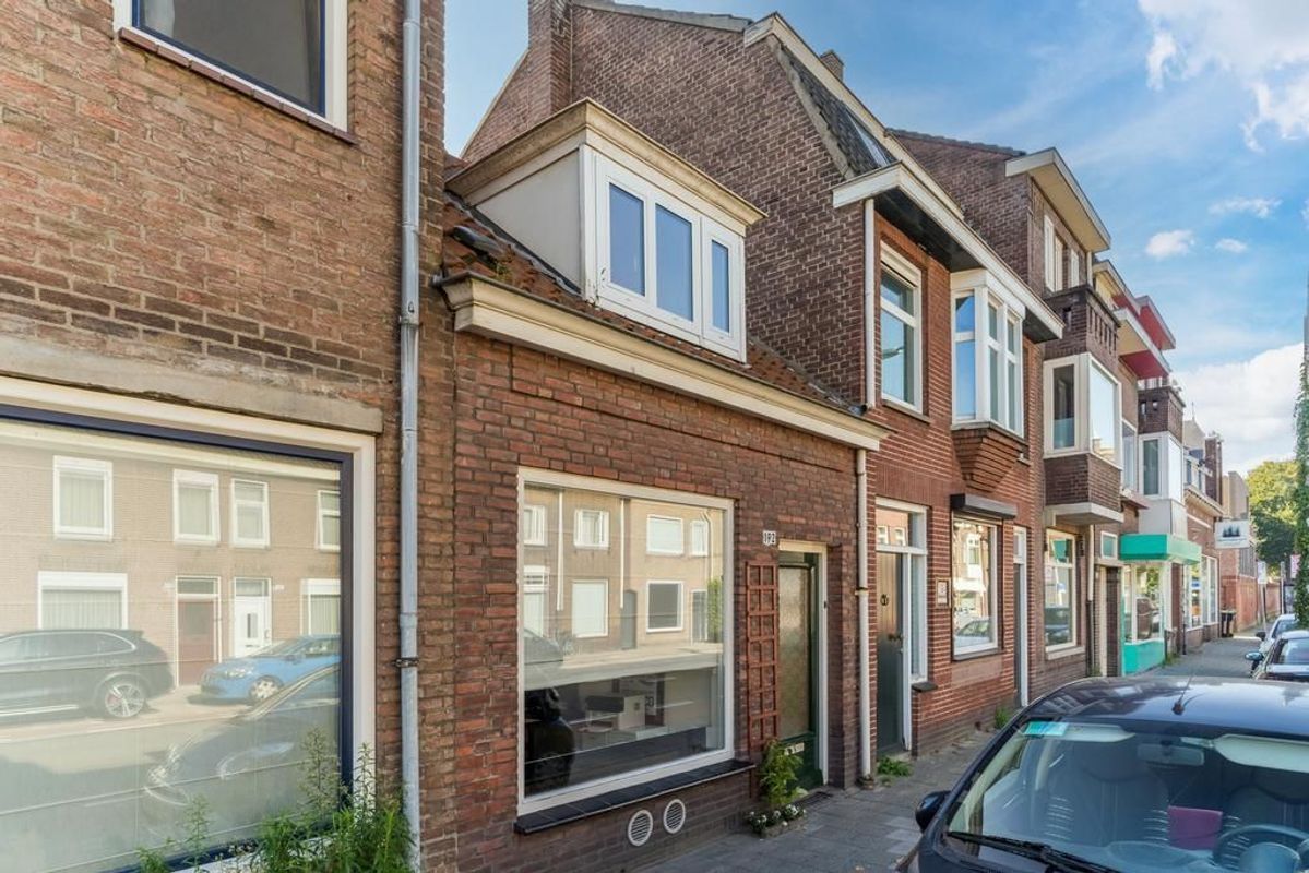 Bredaseweg 192 Photo Blur 33