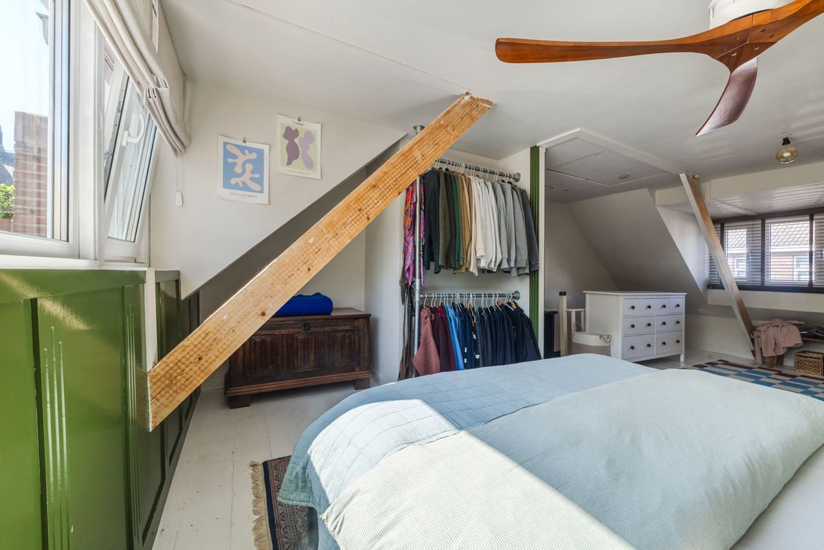 Bredaseweg 192 Photo Blur 35