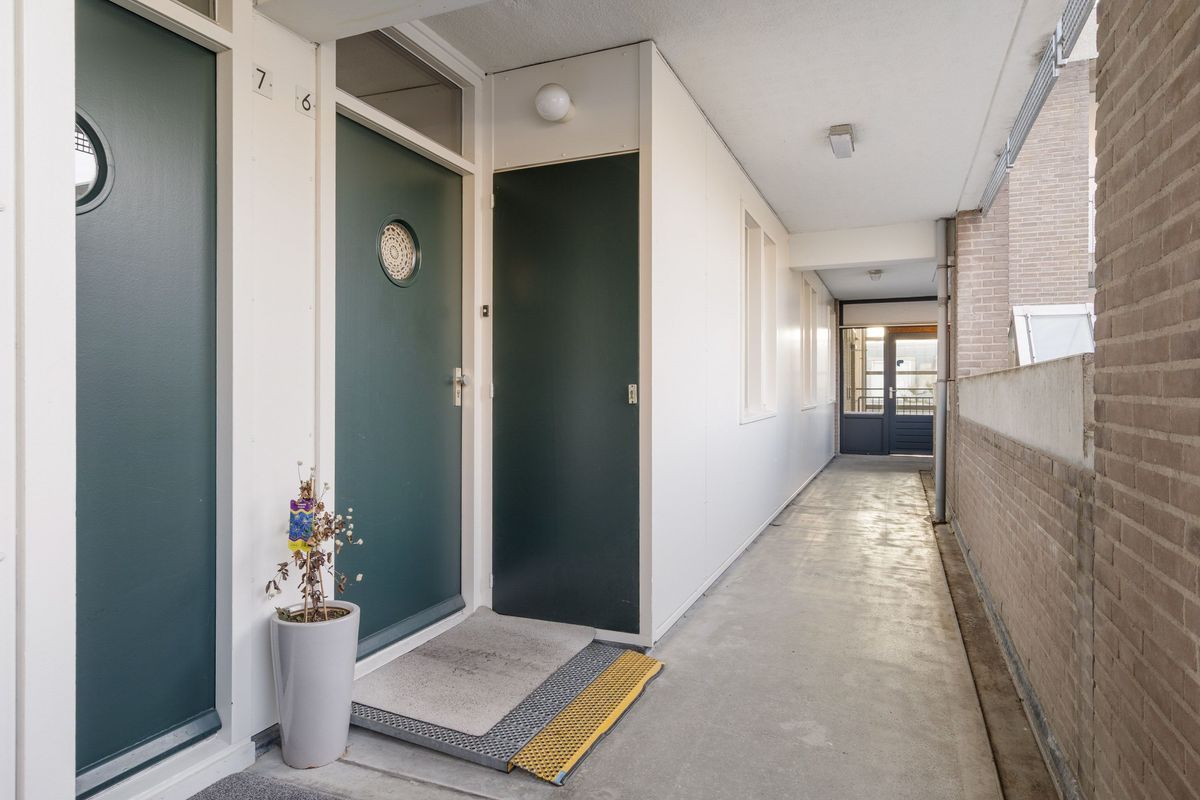 Withof 6 Photo Blur 29