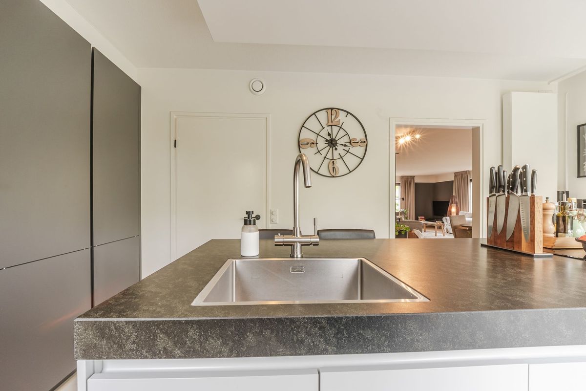 Bijvoetstraat 28 Photo Blur 29